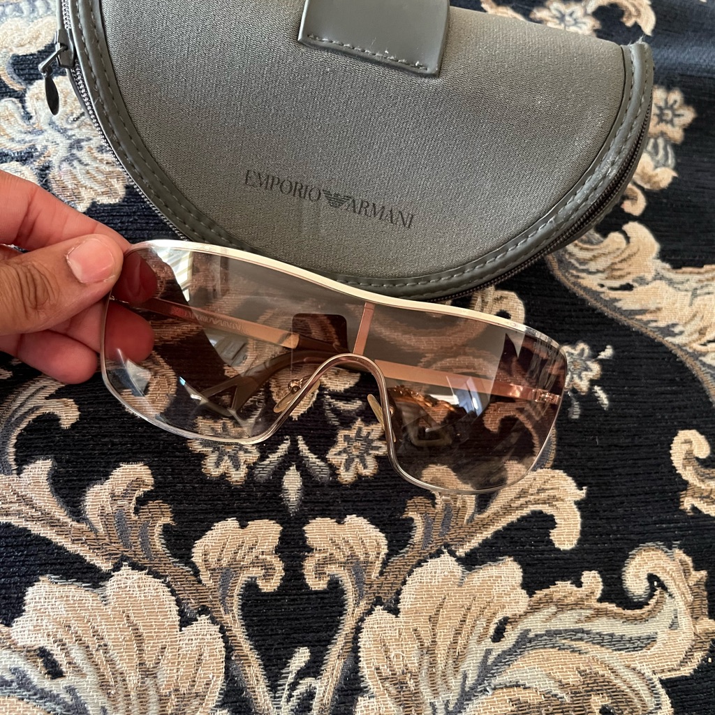 Nearly Perfect Sunglasses For Men Looks Classy And Cute